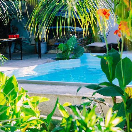 Ananas Guesthouse Моалбоал Экстерьер фото