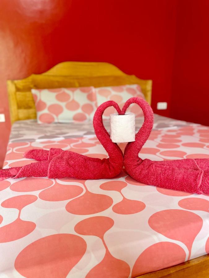 Ananas Guesthouse Моалбоал Экстерьер фото