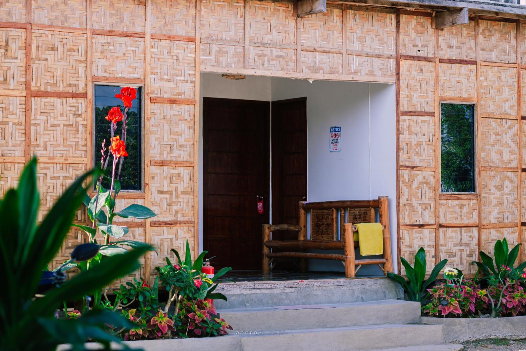 Ananas Guesthouse Моалбоал Экстерьер фото